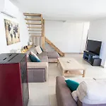 La Maison Du -