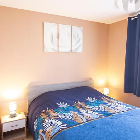 Semesterbostad La Maison Du -