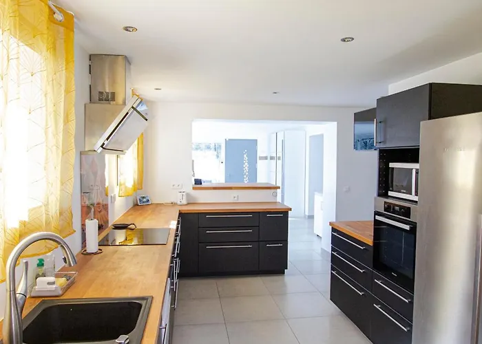 La Maison Du - בית נופש *